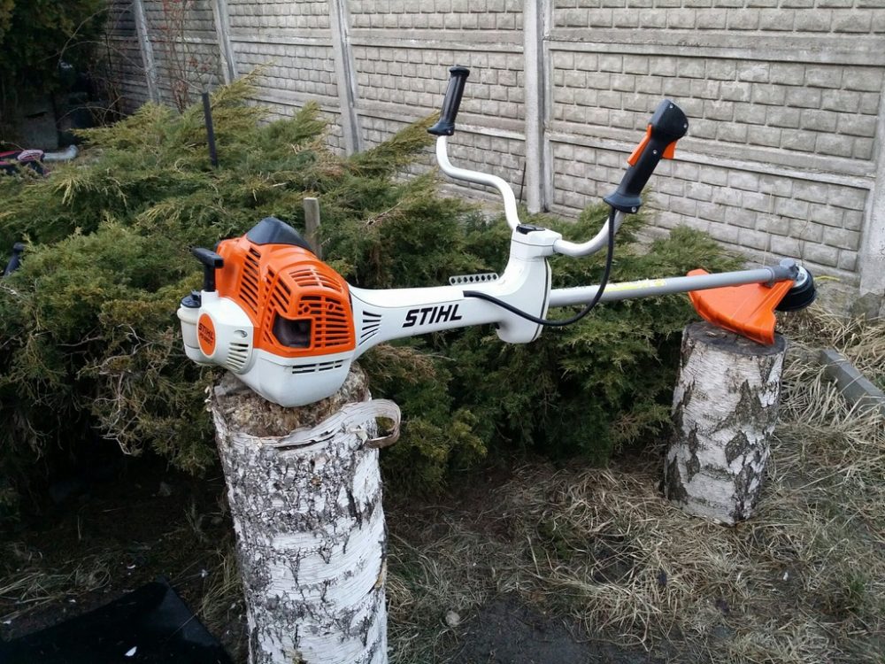 Decespugliatore Stihl FS 561 C-EM ritiro in negozio compreso il montaggio Decespugliatori a scoppio Memigavi.it