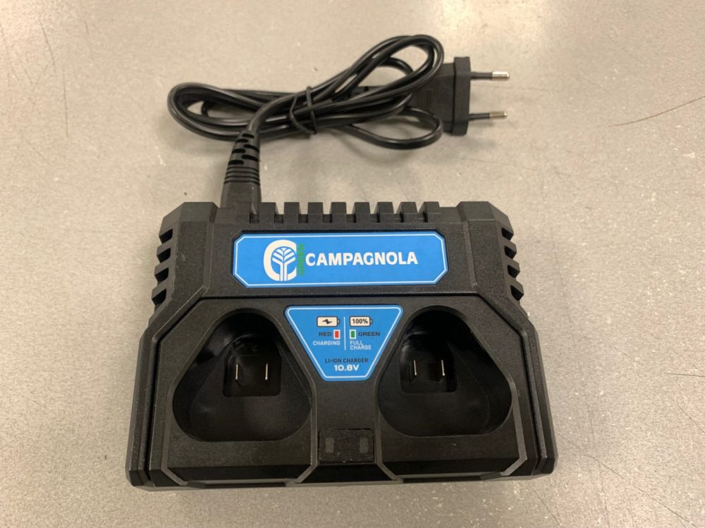 Caricabatteria per potatore T-CAT tipo vecchio Campagnola Batterie caricabatteria e accessori Campagnola Memigavi.it