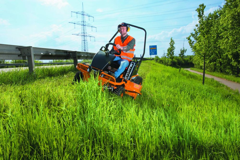 Tagliaerba idrostatico AS 1040 YAK 4WD 4WD AS MOTOR Macchine per erba alta ! Memigavi.it