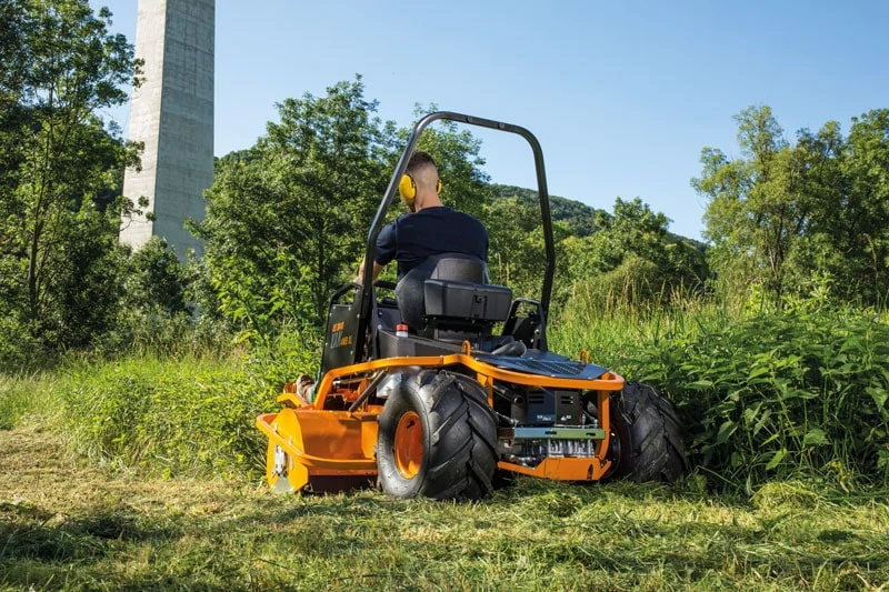 Tagliaerba idrostatico AS 1040 YAK-XL 4WD AS MOTOR Macchine per erba alta ! Memigavi.it Tagliaerba idrostatico AS 1040 YAK-XL 4WD AS MOTOR Macchine per erba alta ! Memigavi.it