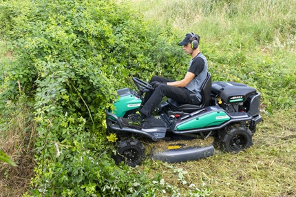 Tagliaerba idrostatico Rabbit Mower RM985F 4WD OREC Macchine per erba alta ! Memigavi.it Tagliaerba idrostatico Rabbit Mower RM985F 4WD OREC Macchine per erba alta ! Memigavi.it